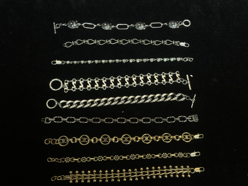 Desde los comentarios de los clientes hasta el desarrollo de productos: la historia detrás de los colores de chapado antiguo de Kunyu Jewelry Desde los comentarios de los clientes hasta el desarrollo de productos: la historia detrás de los colores de chapado antiguo de Kunyu Jewelry