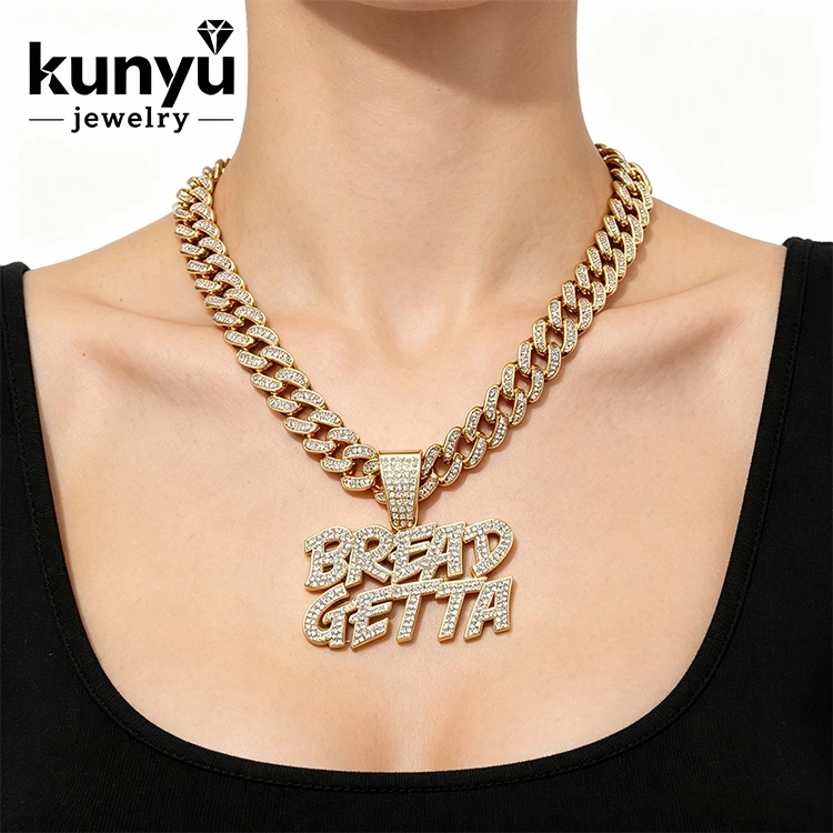 Colgante de letra personalizado