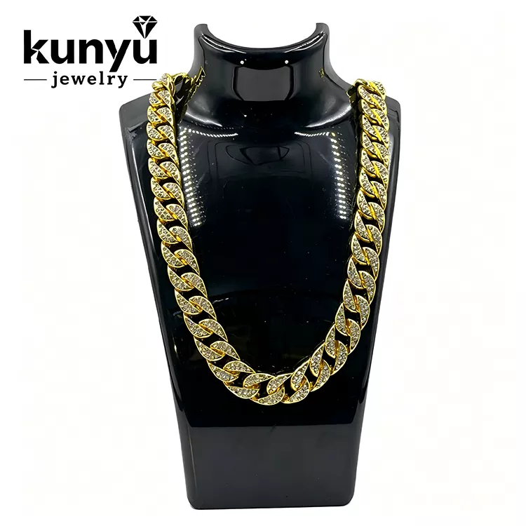 Collar helado de hip hop